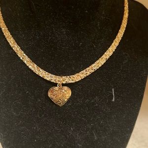 Heart pendant with, gold plated, chain